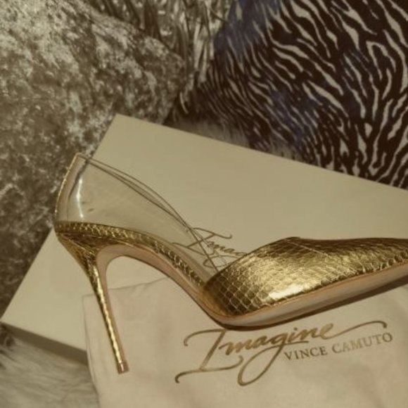 Imagine Vince Camuto Ossie 